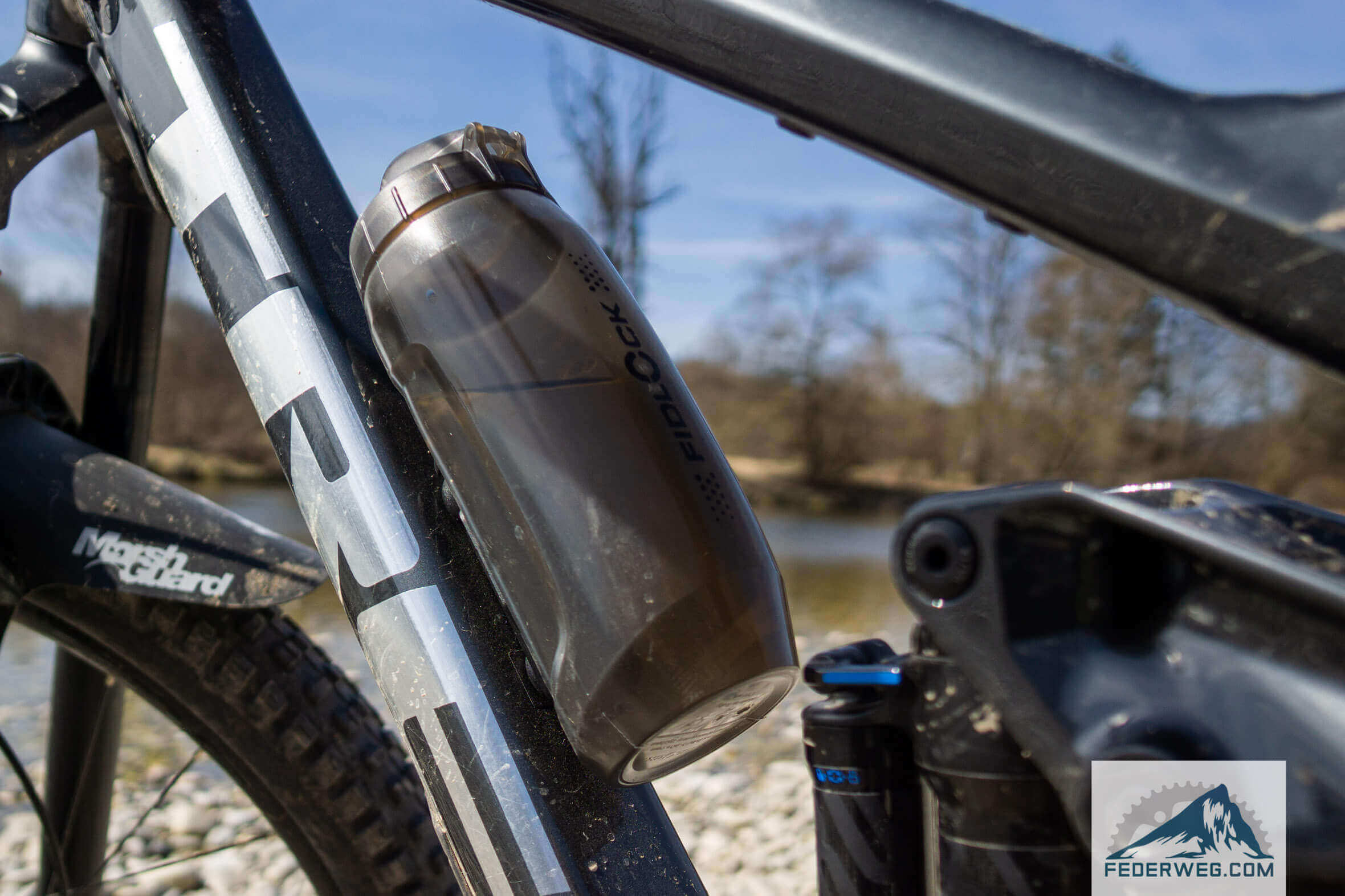 Fidlock Twist 590 - magnetische Fahrradflasche im Test - Federweg